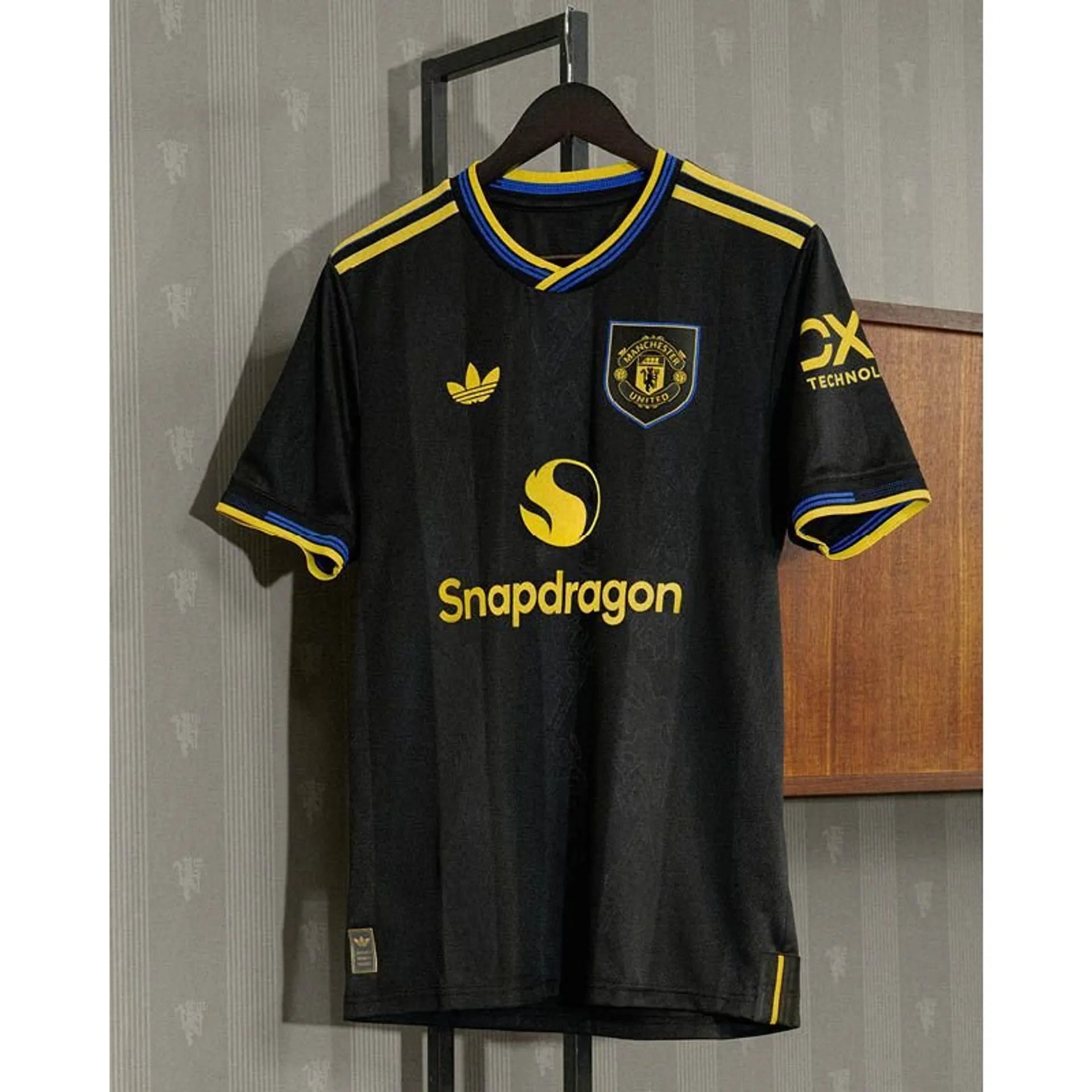 Manchester United 3rd Shirt 2025/26 Player Edition