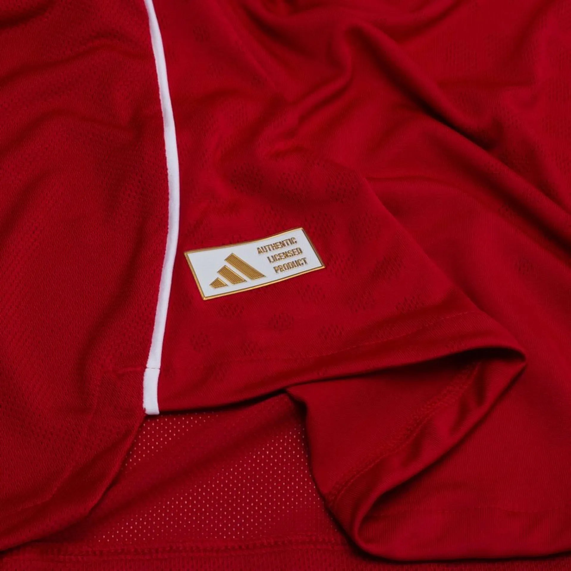 Liverpool Home Shirt 2025/26 Player Edition