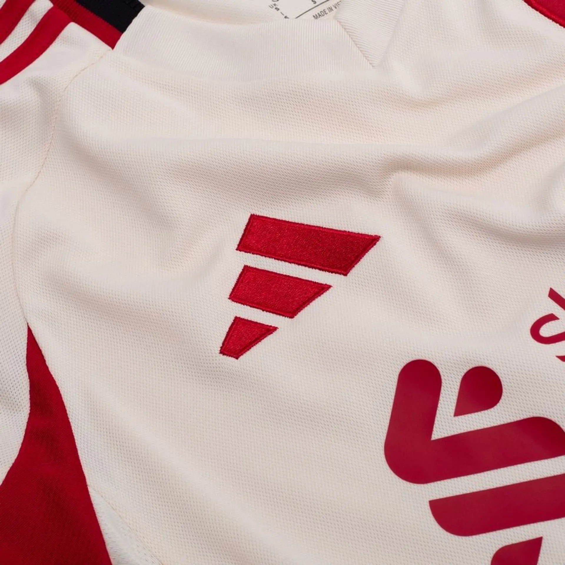 Liverpool Away Shirt 2025/26 Fan Edition